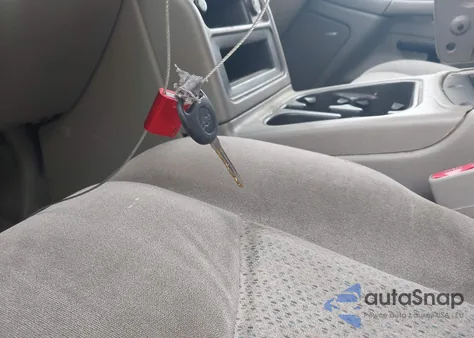 2004 Chevrolet Tahoe Ls from USA, damaged, VIN 1GNEK13Z84J301719